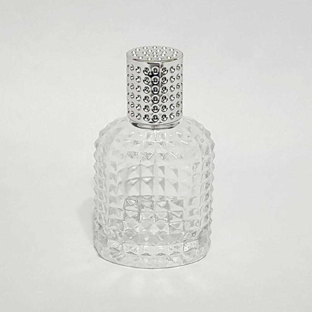 Brand New Fancy CLEAR easy Refillable Glass Bottle, 1.7 oz / 50 ml Spray